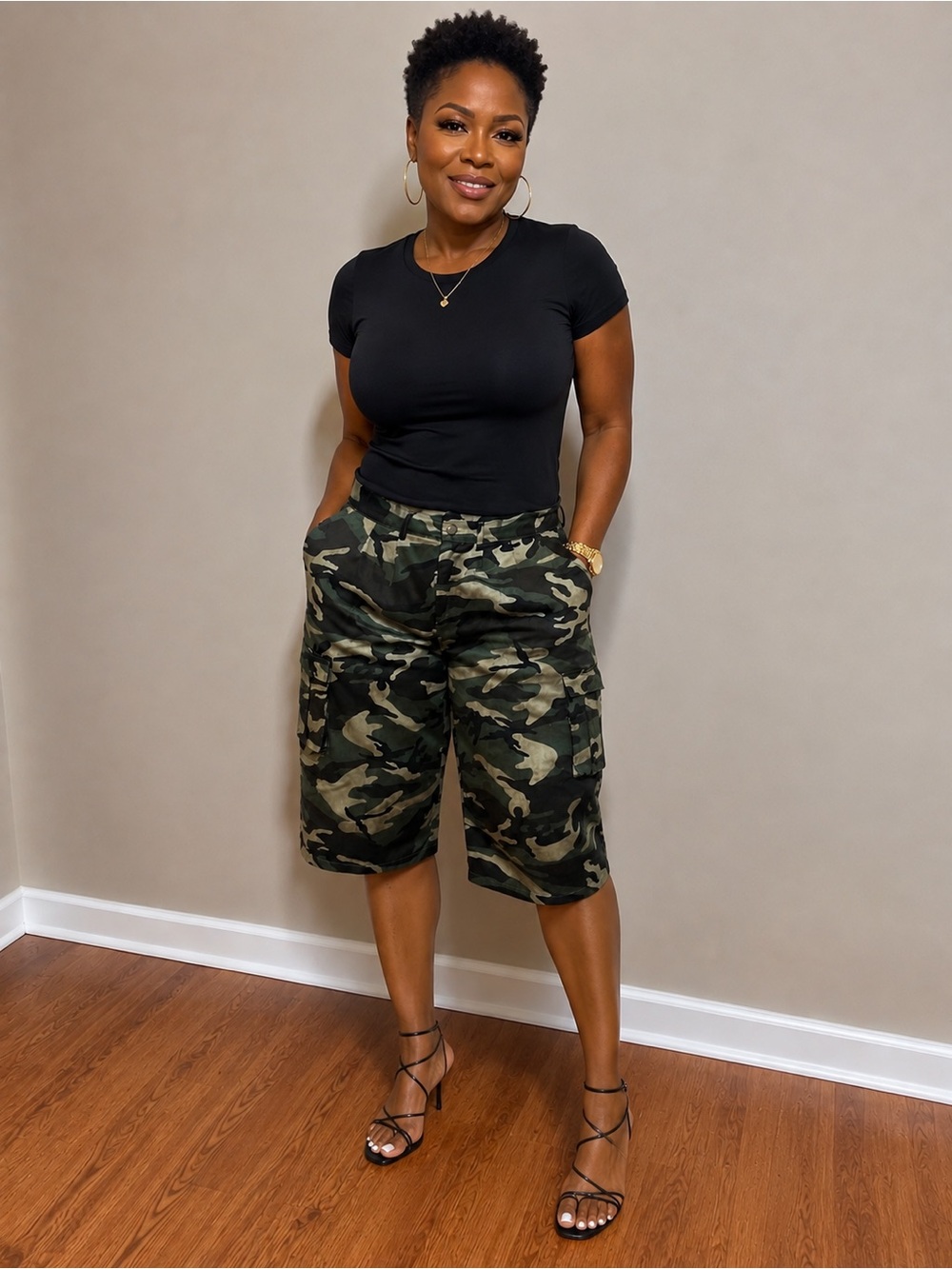 Source Unknown Camouflage Cargo Capris in Green & Black